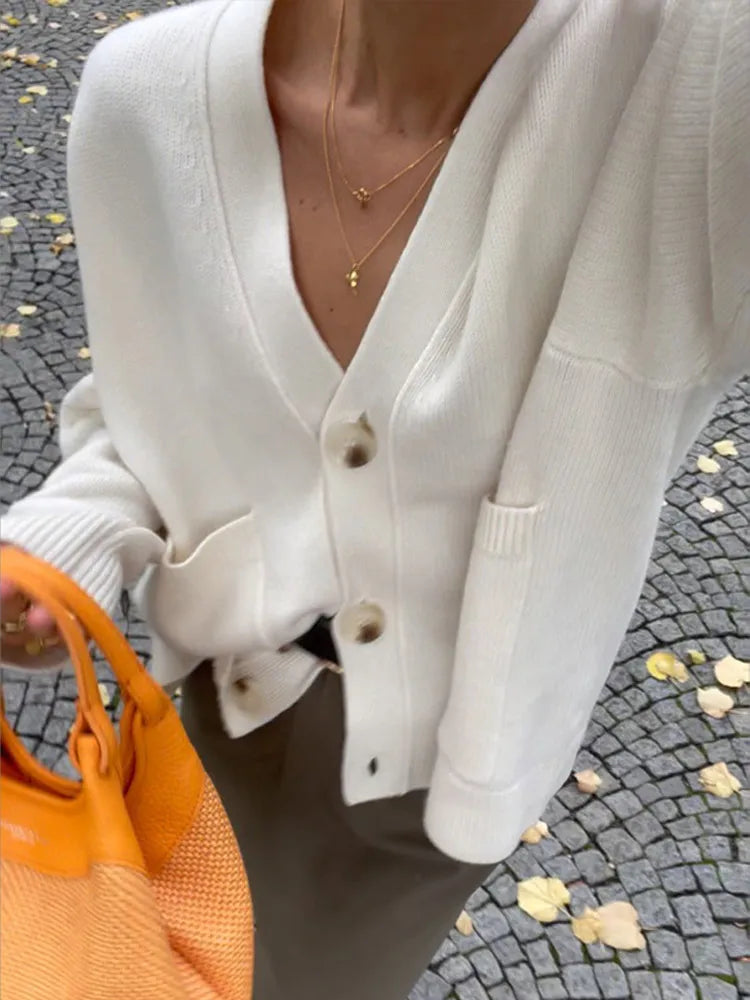 EB | Eleganter V-Ausschnitt Cardigan