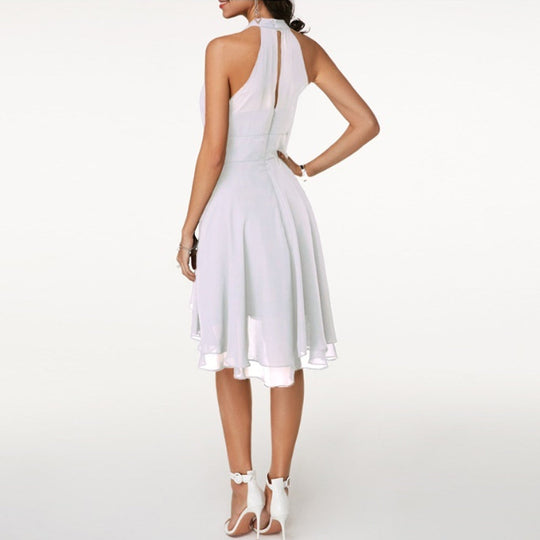 EB | Stilvolles Kleid mit Charmanten Rüschen