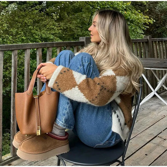EB | Strickjacke Vielseitig & Stilvoll