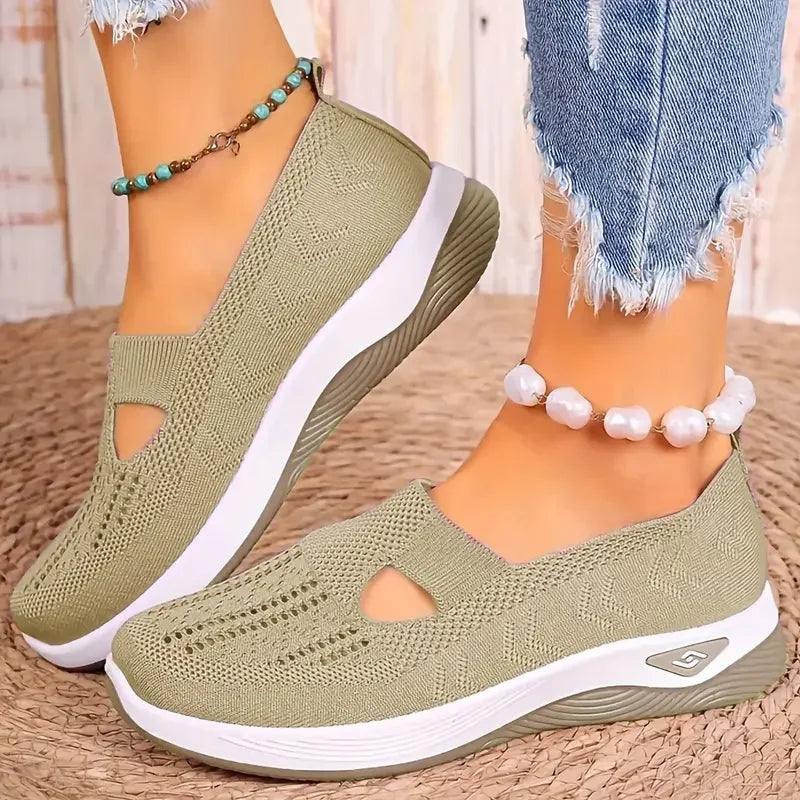 Damen Atmungsaktive Sneakers in einfarbigem Design EB