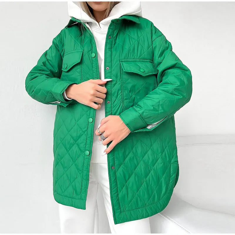 EB | Klassische gesteppte Jacke mit Druckknöpfen