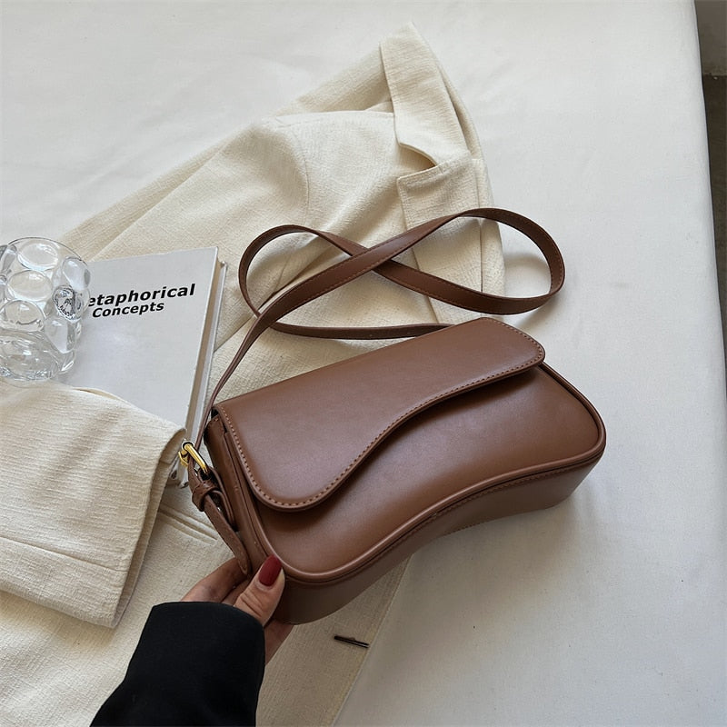 EB | Vintage Leder Crossbody-Taschen Kleine Umhängetasche Stilvolle Armpit Handtaschen und Geldbörsen