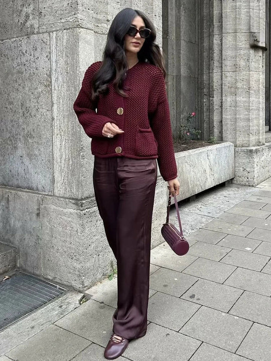 EB | Modische Strickjacke