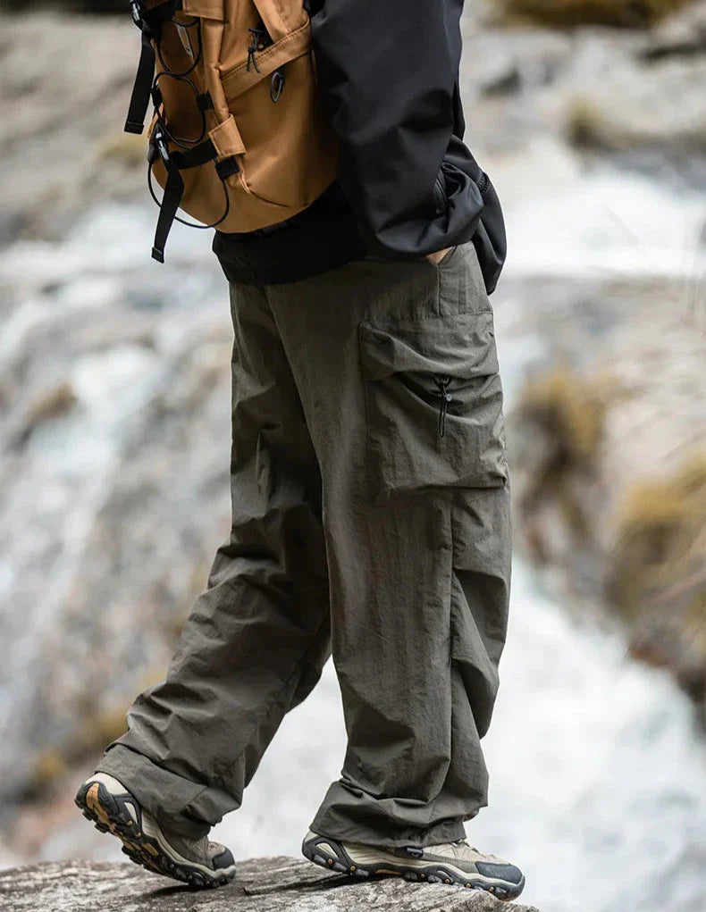EB Herren Cargohose mit seitlichen Taschen und weiter Passform