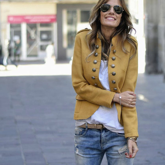 EB | Blazer Mit Modernen Knöpfen Für Einen Schlanken, Trendigen Look