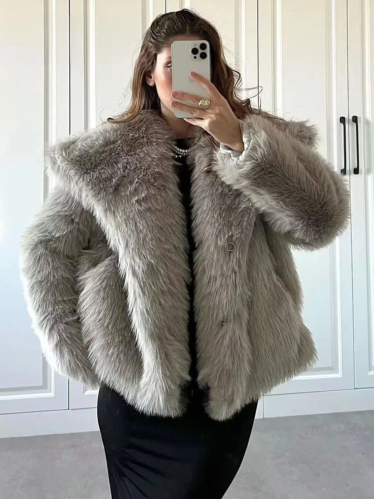 EB | Kunstpelzjacke