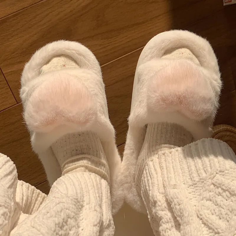 Chloe Hart Hausschuhe | Flauschig & Warm EB
