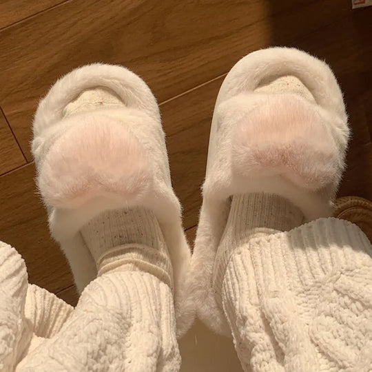 Chloe Hart Hausschuhe | Flauschig & Warm EB