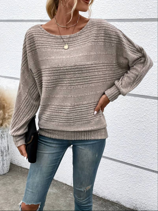 EB | Stylischer Rundhalspullover