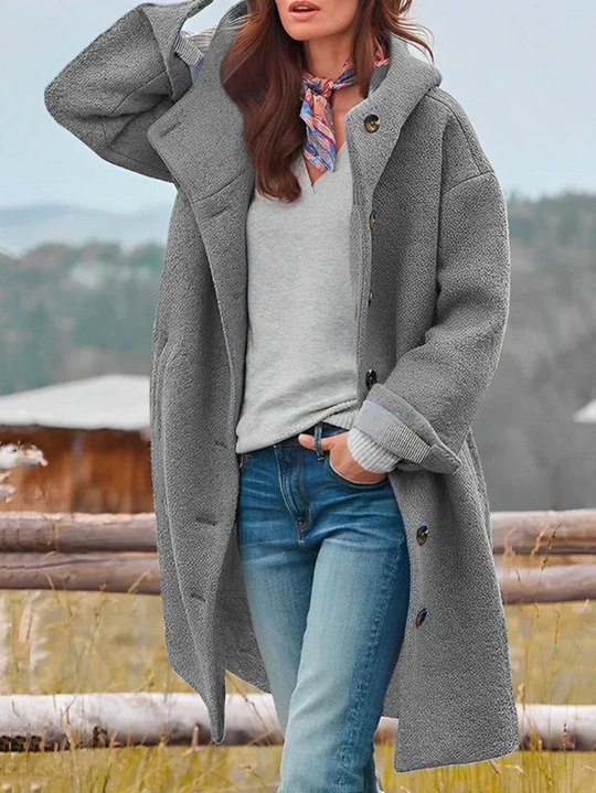 EB | Übergrobe Bouclé-Jacke mit Knopfverschluss