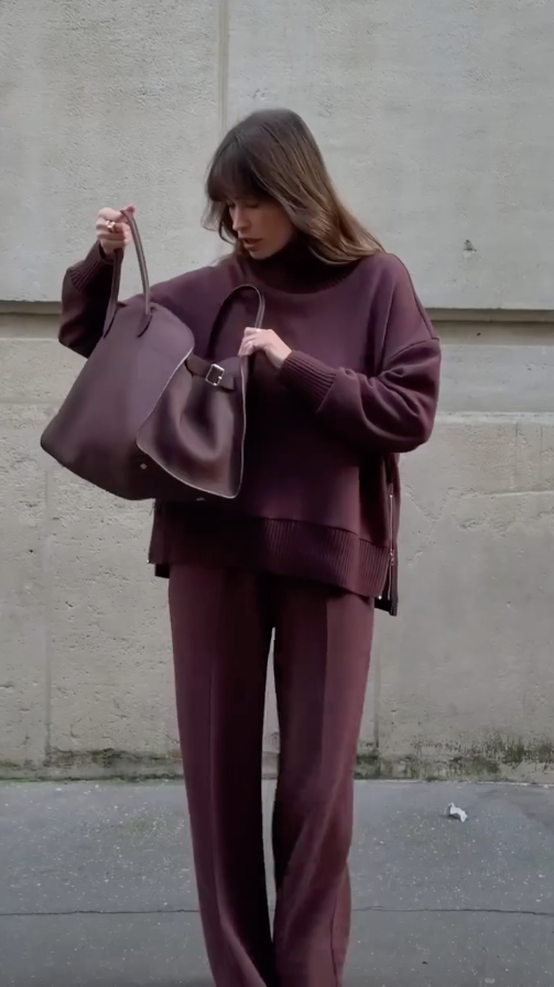 EB | Bequemes Damen Satz mit Strukturiertem Sweatshirt und Hose