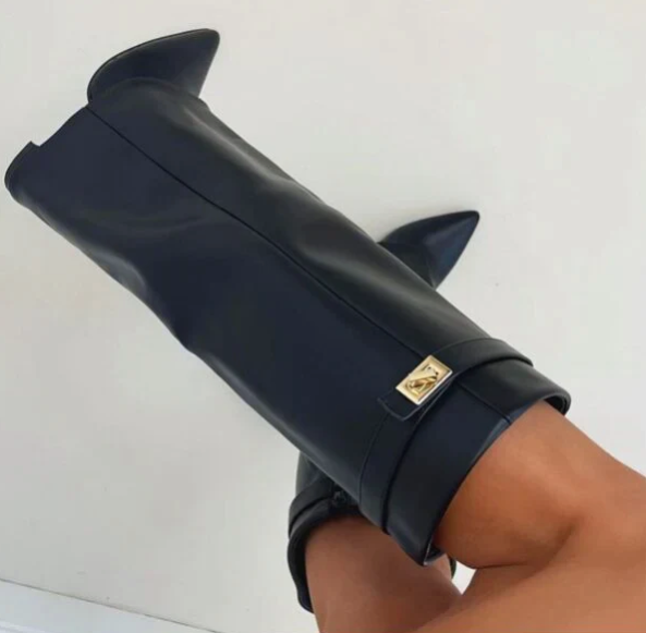 EB | Wildleder Klappkniehohe Stiefel Schnallen Detail Blockabsatzstiefel