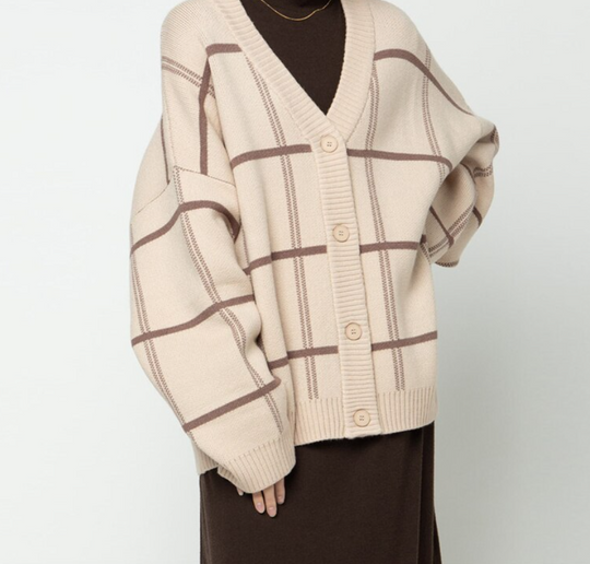 EB | Retro Cardigan Eine Legere und Bequeme Outfit