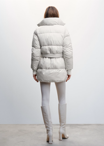 EB | Pufferjacke Damen Reguläre Passform Warmer Schutz Essentielle Eleganz