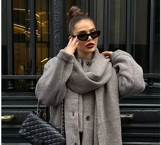 EB | Bequeme Damen-Cardigan mit Eingebautem Schal