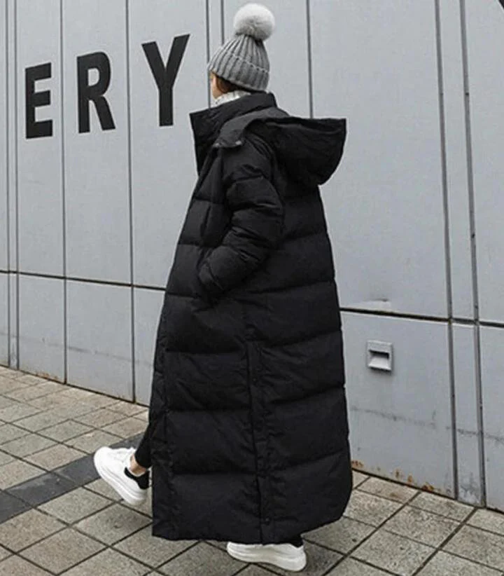 EB | Lange Daunenjacke mit Kapuze für Damen