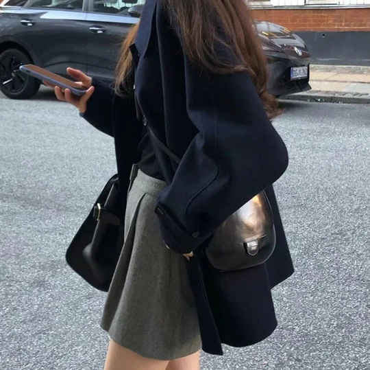 EB | Trendige Streetwear-Chic-Jacke