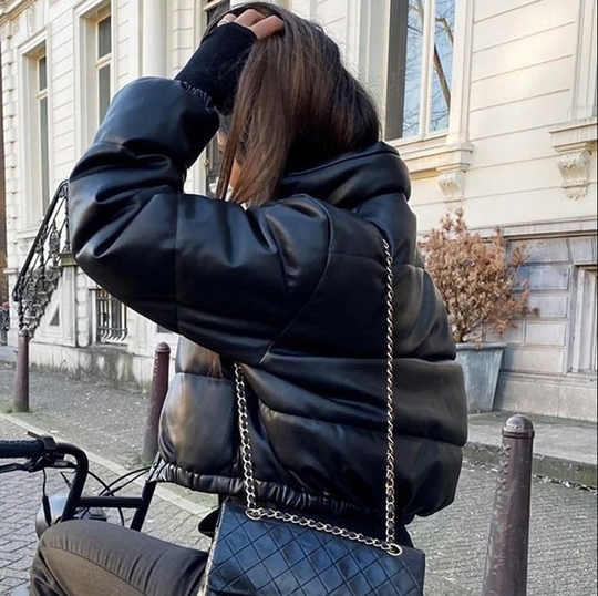 EB | Kurze Bomberjacke mit Reißverschluss und Gerippten Bündchen