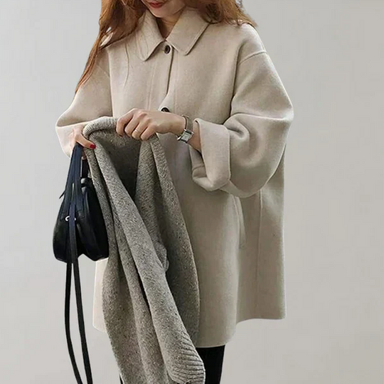EB | Zeitlos Elegant Geschnittene Damenjacke