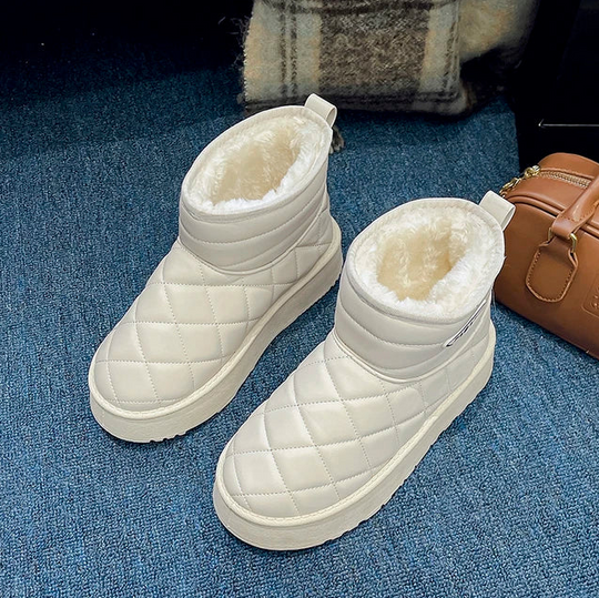 EB | Warme Winterstiefel