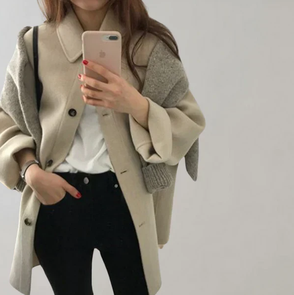EB | Zeitlos Elegant Geschnittene Damenjacke