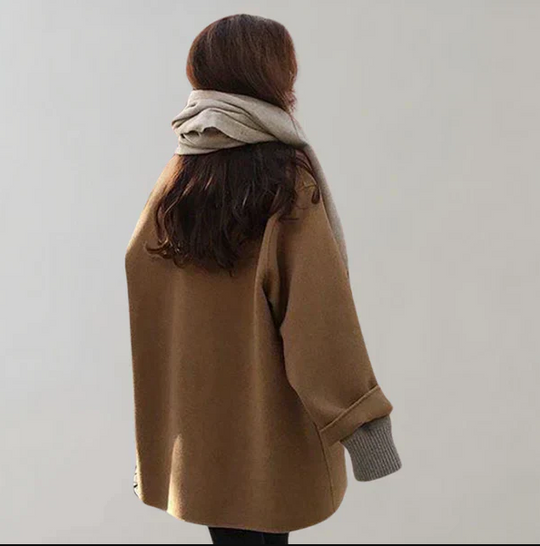 EB | Zeitlos Elegant Geschnittene Damenjacke