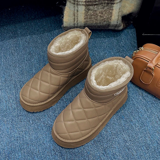 EB | Warme Winterstiefel