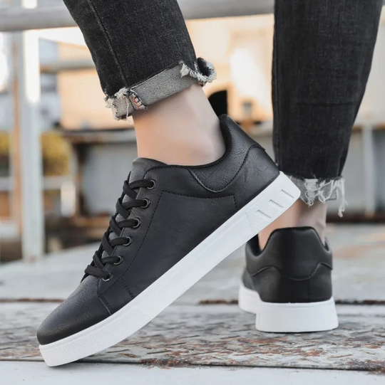 EB | Leder-Herrenschuhe Im Klassischen Design
