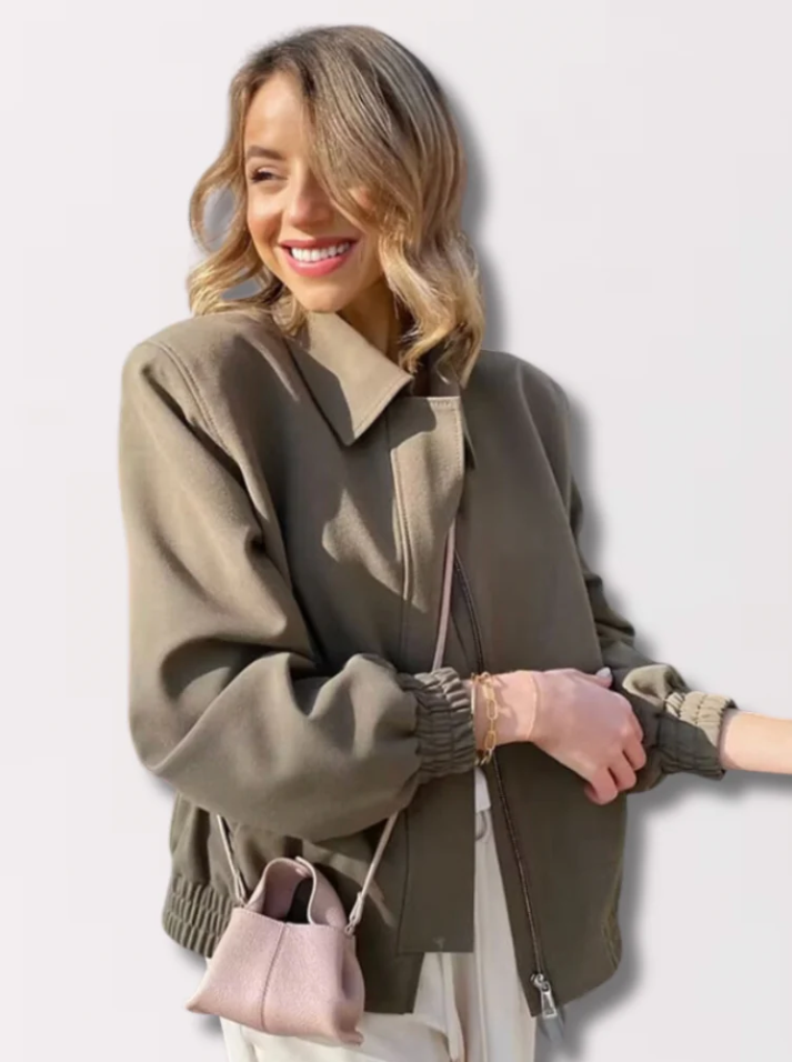 EB | Steppjacke mit Kapuze für Frauen