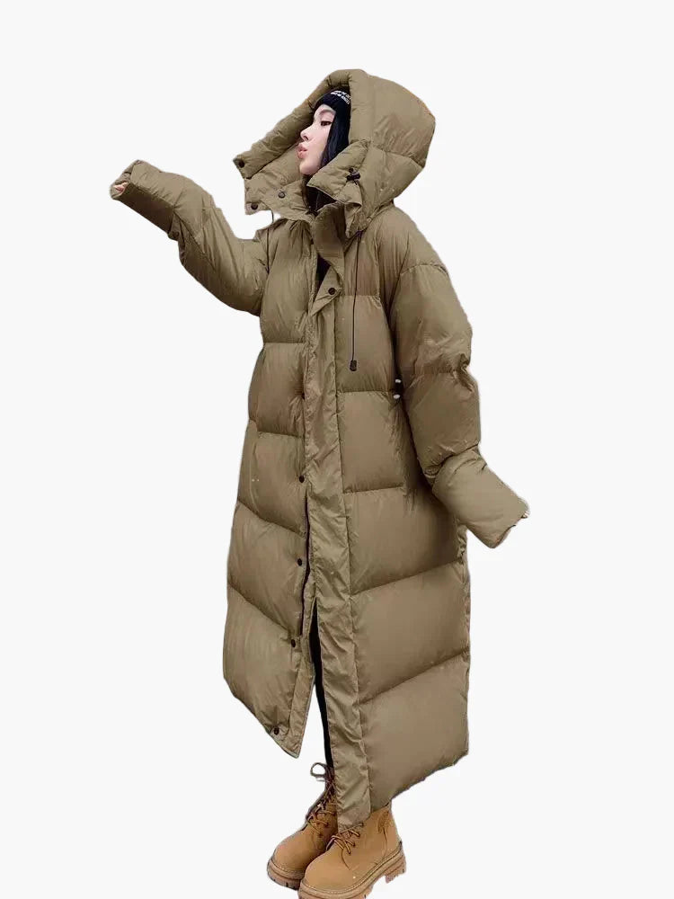 EB | Lange Pufferjacke mit Kapuze - Entspannter Wintermantel für Alltag und Outdoor