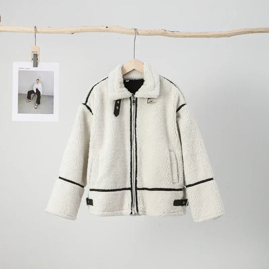 EB | Lässiger Lambswool Mantel