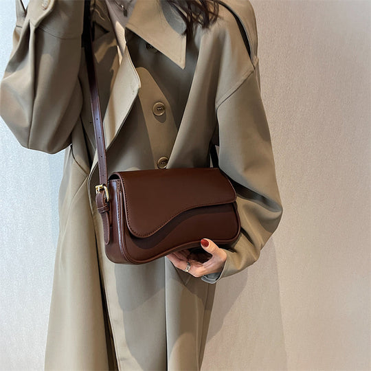 EB | Vintage Leder Crossbody-Taschen Kleine Umhängetasche Stilvolle Armpit Handtaschen und Geldbörsen