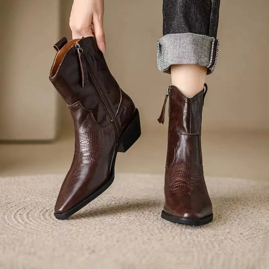 EB | Damen Tapered Boots