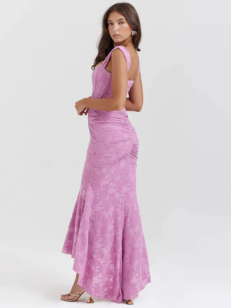 EB | Gerafftes Korsettkleid mit Tiefem Saum