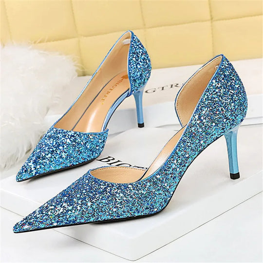 EB | Glitzernder, Spitzer Stiletto Absatz