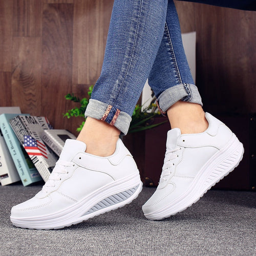 Schwarzer LederSneaker EB