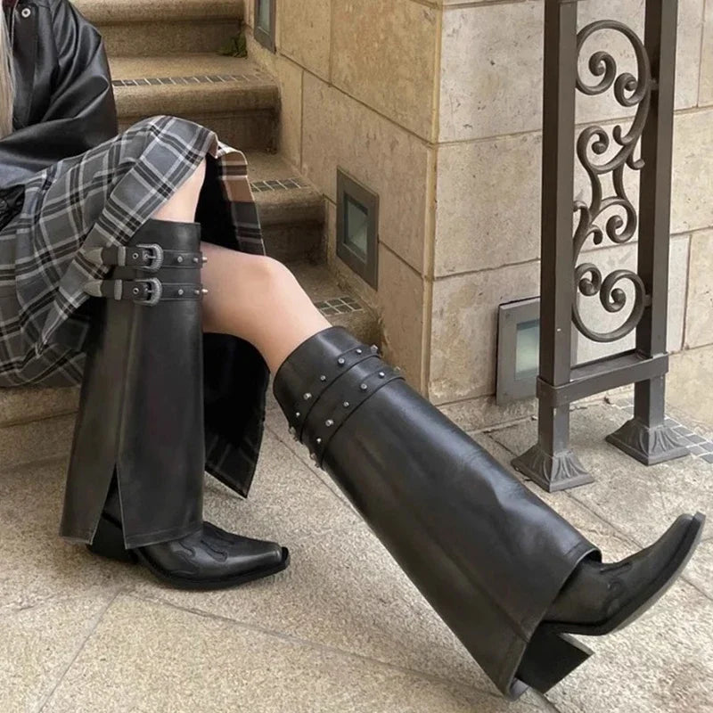 EB | Lange Stiefel