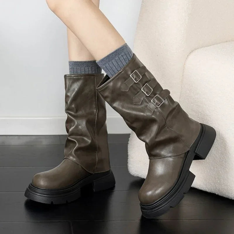 EB | Chunky-Heel-Biker-Stiefel für Damen mit Riemen-Details