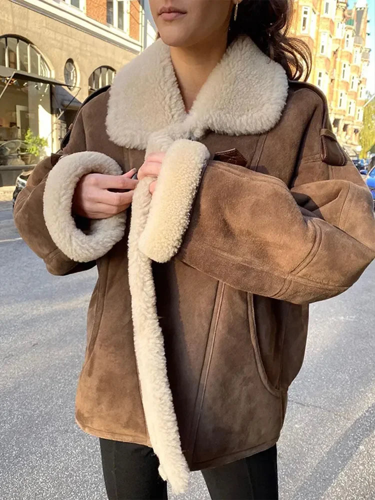 EB | Luxuriöse Pilotenjacke mit Wollfutter Faux Wildleder und Fleece Warm und Stilvoll