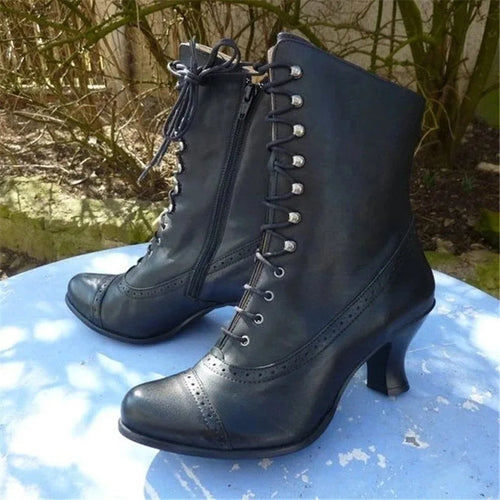 EB | Viktorianische Schnürstiefel mit Absatz