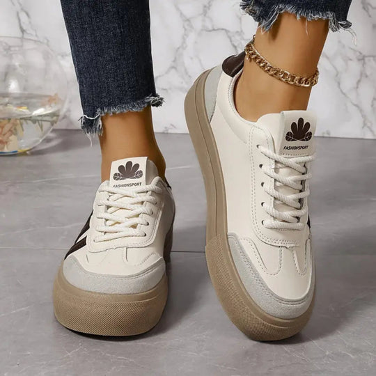 Sneaker | 3 Streifen | Schnürung | Weiße Sneaker | Damenschuhe EB