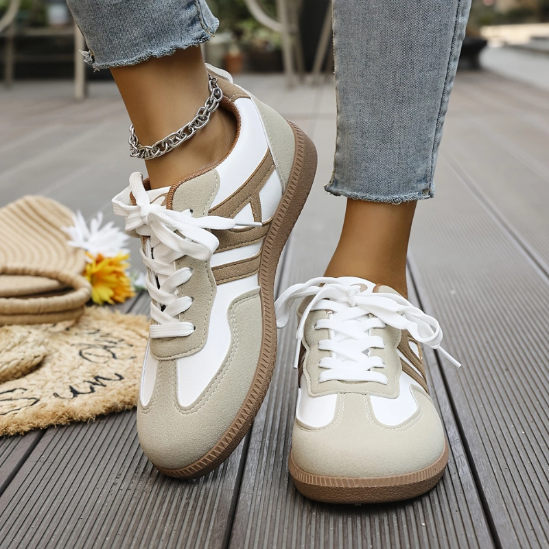 Sneakers | Beige | Schnürsenkel | Lässige Sneakers | Damenschuhe EB