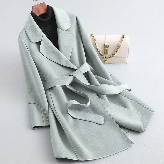EB | Malou Paris Mantel