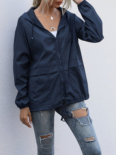 EB | Kapuzenwindbreaker - Stylisch, vielseitig & wetterfest