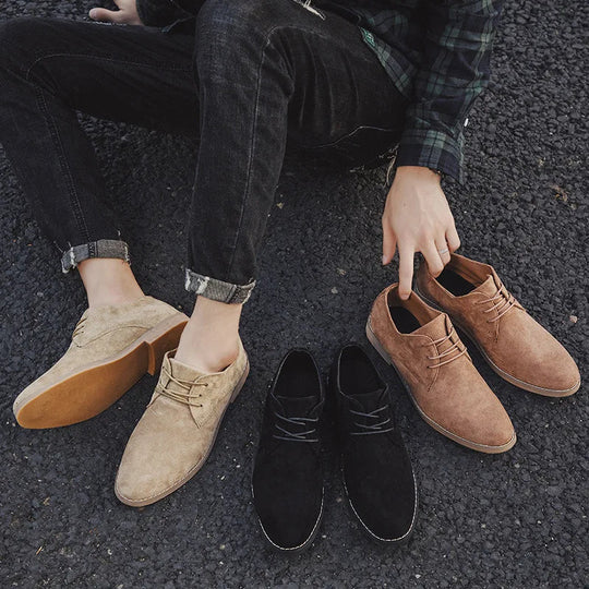 Schuhe aus Wildleder - Robert EB