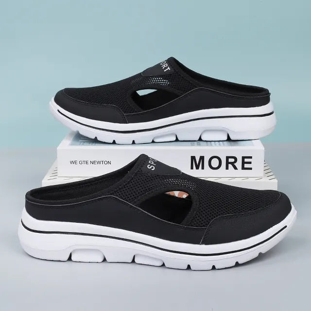 Weiße Atmungsaktive SlipOns EB