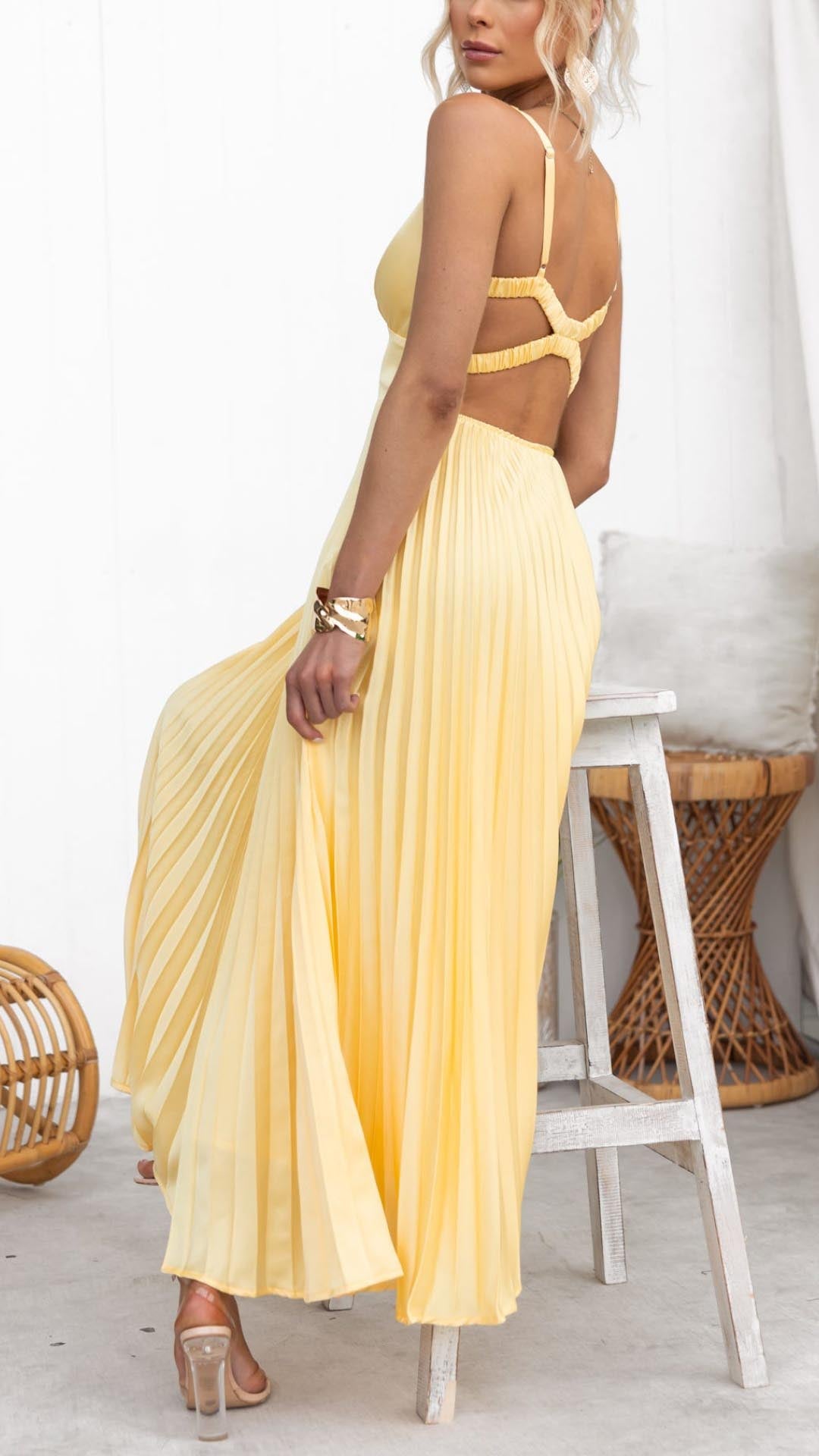 EB | Gelb Plissiertes V-Ausschnitt Maxi Kleid
