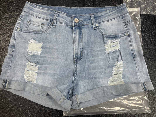 EB | Beinabschluss Ripped Jeans Shorts