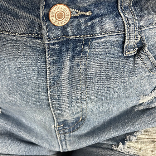 EB | Beinabschluss Ripped Jeans Shorts