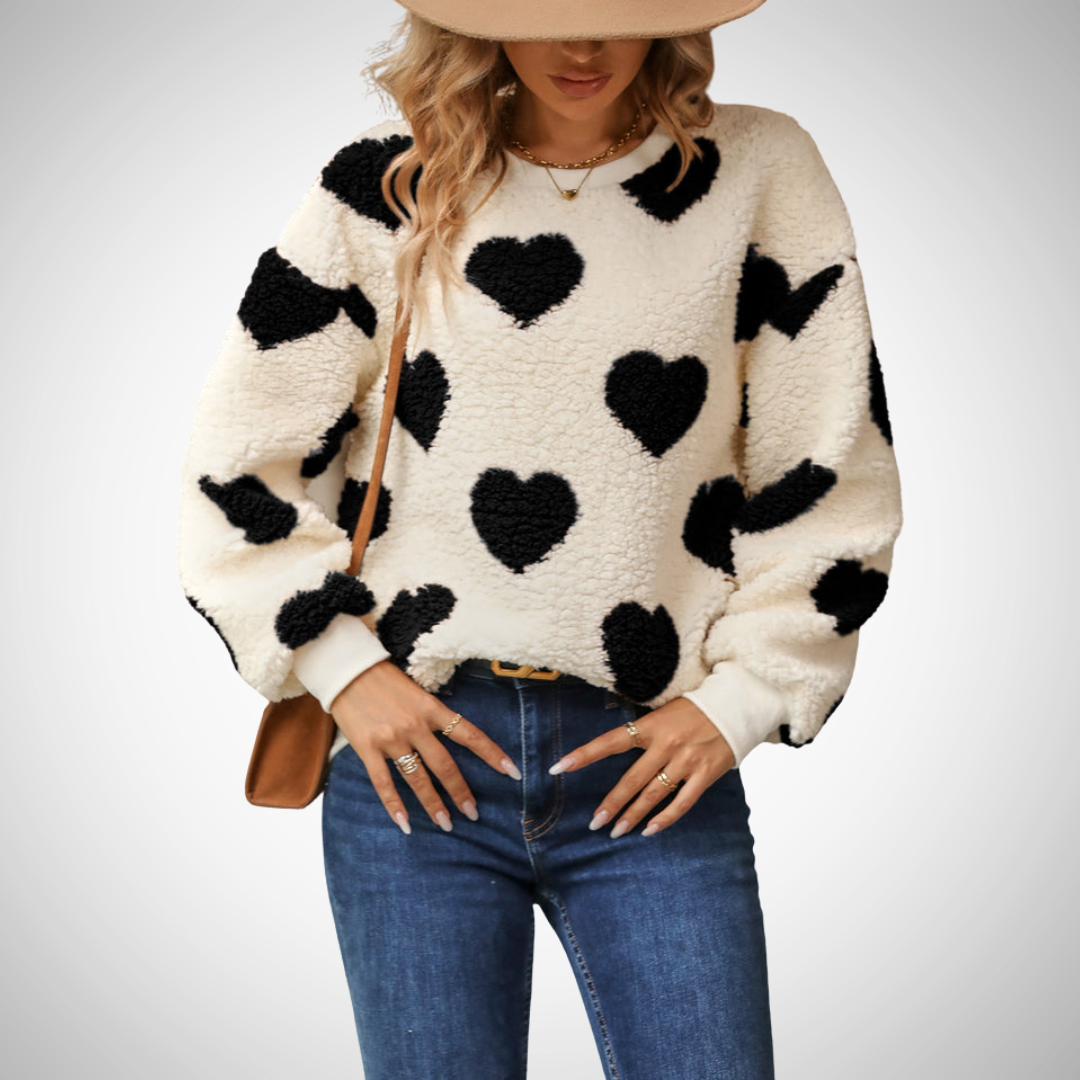 EB | Heart Pullover